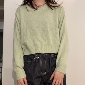 H&M light green sweater